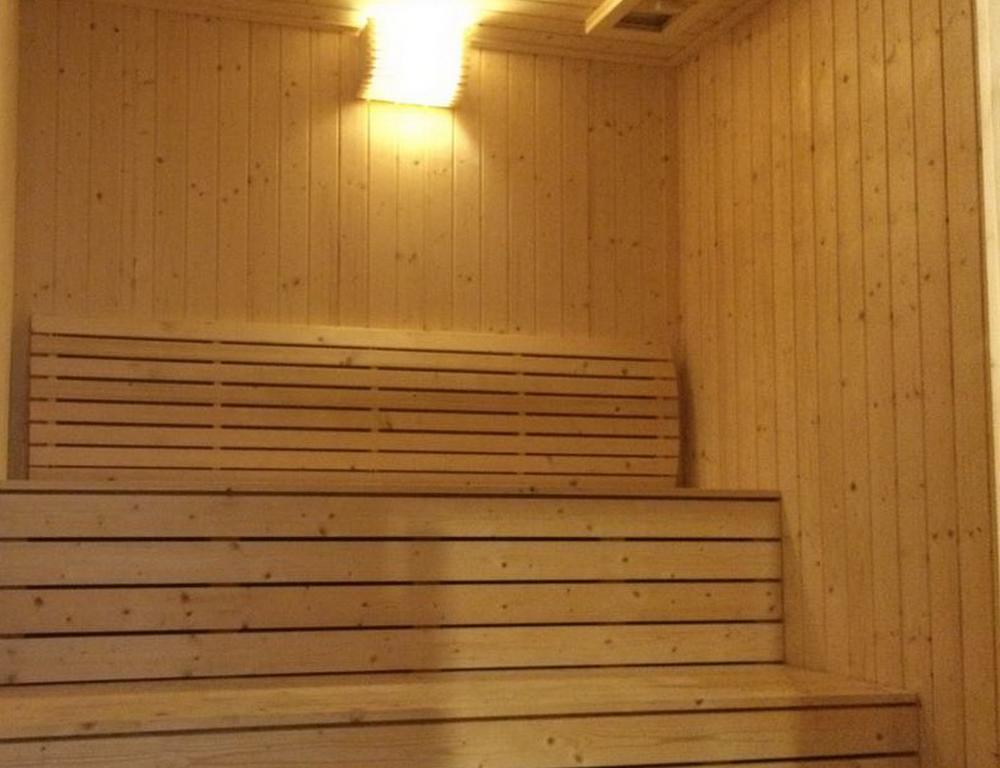 Pangsapuri H2h - Euro House @ Majestic *